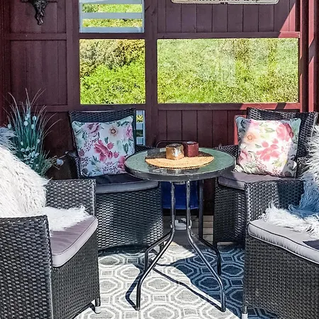 Hébergement de vacances Amazing In With House Sea View